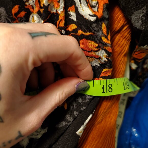 Floral Black Maxi Dress - Picture 13 of 14